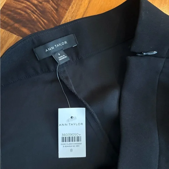 Ann Taylor Classic Black Wide Leg Pants, NEW - Picture 3 of 11